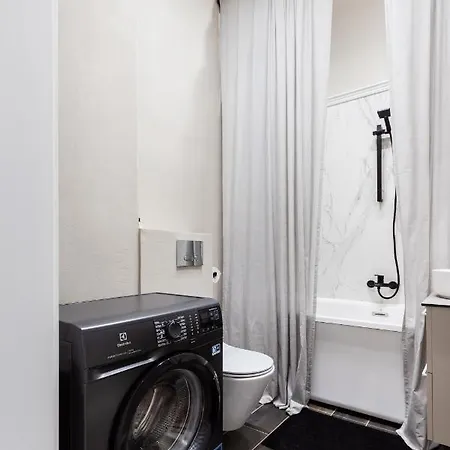 Renaissance Key Apartments By Reside Baltic Apartment