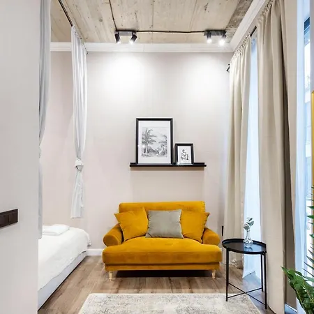 Renaissance Key Apartments By Reside Baltic